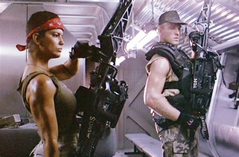 aliens cast vasquez